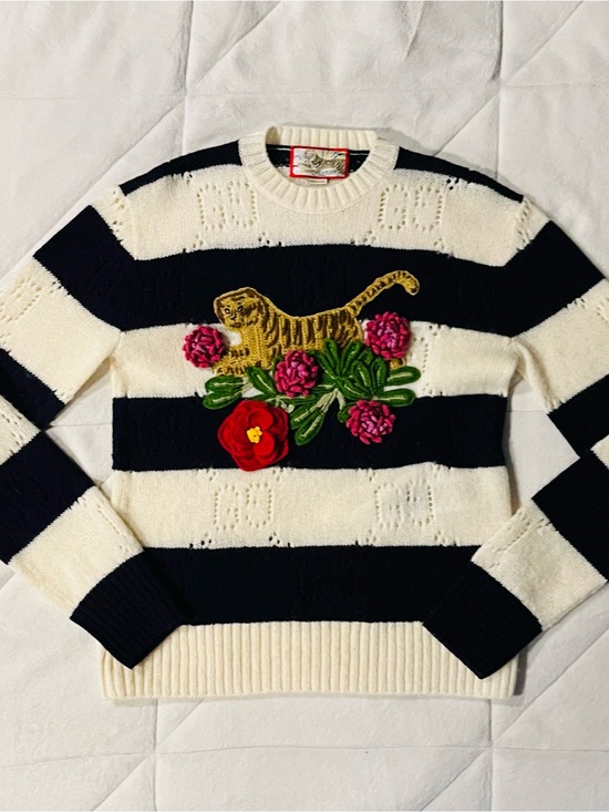 Gucci Sweaters - GUCCI Italy Striped Tiger Flowers Wool Sweater Size XS